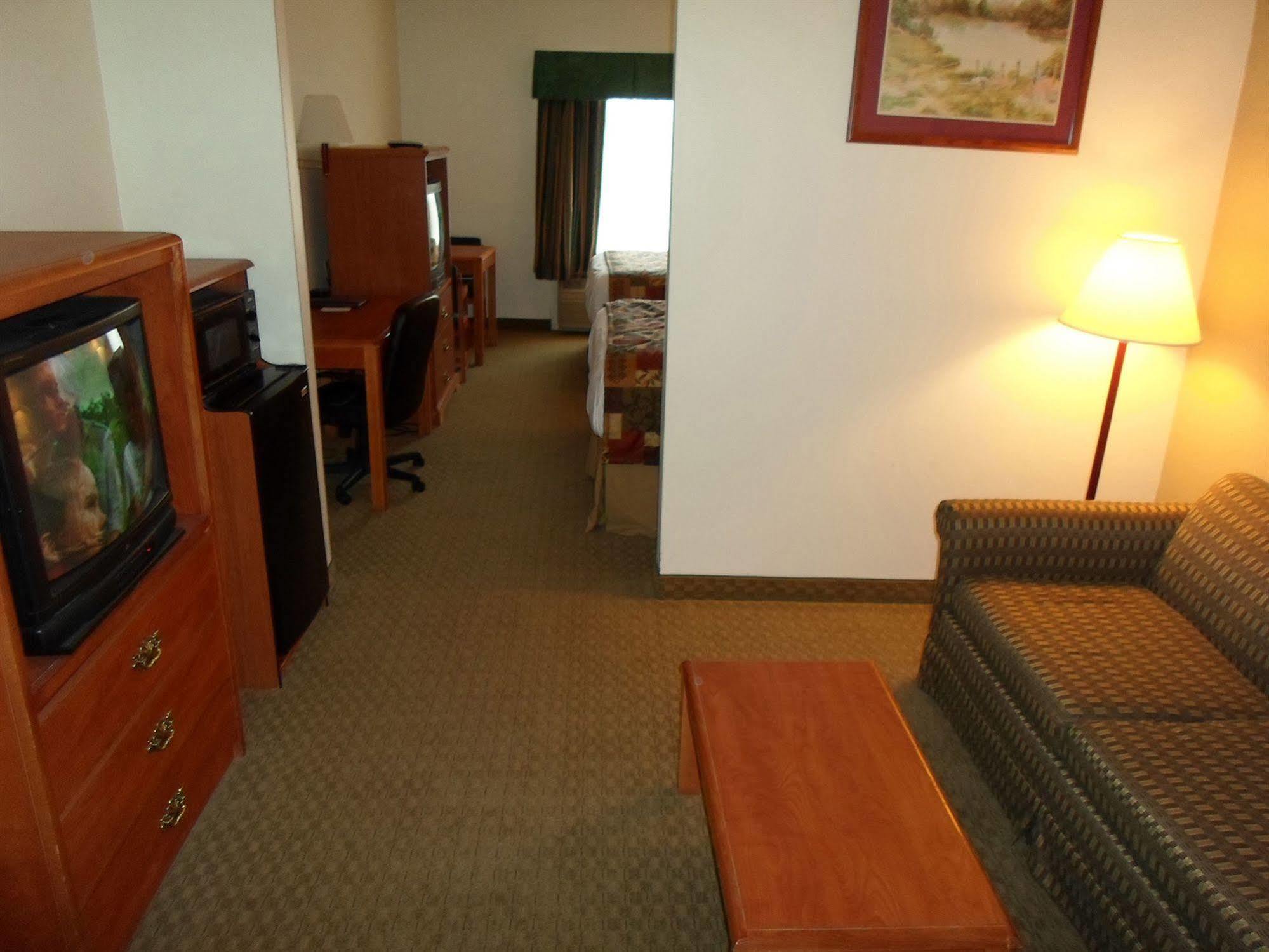 Hotel Baymont By Wyndham